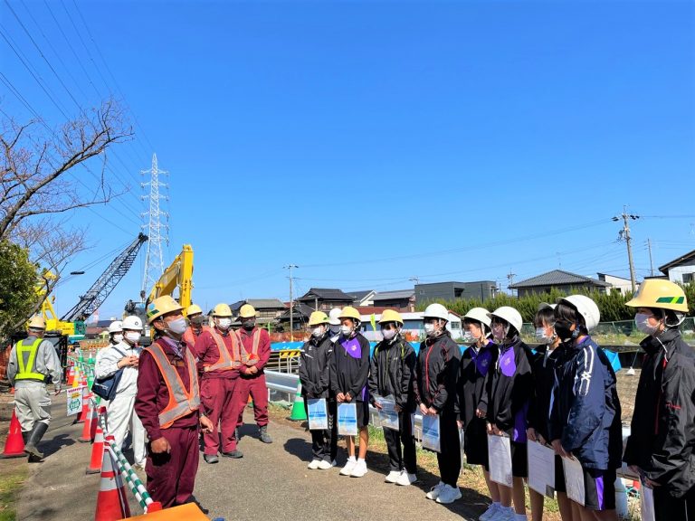令和5年 現場見学会～巾下川～｜(株)丸中組｜北名古屋市・清須市の土木建設会社